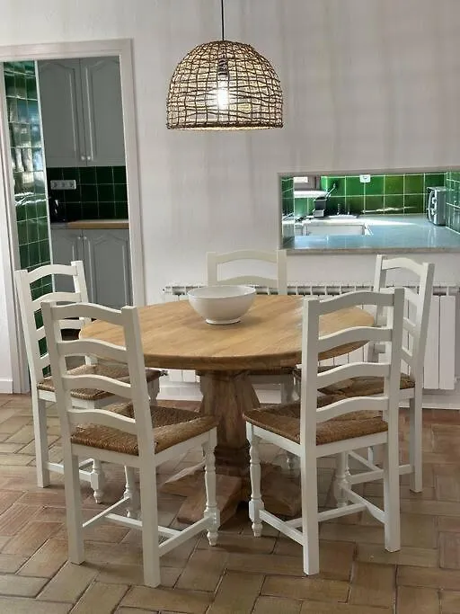 Apartament Cuina 80M2 Palau-Sator 0*,